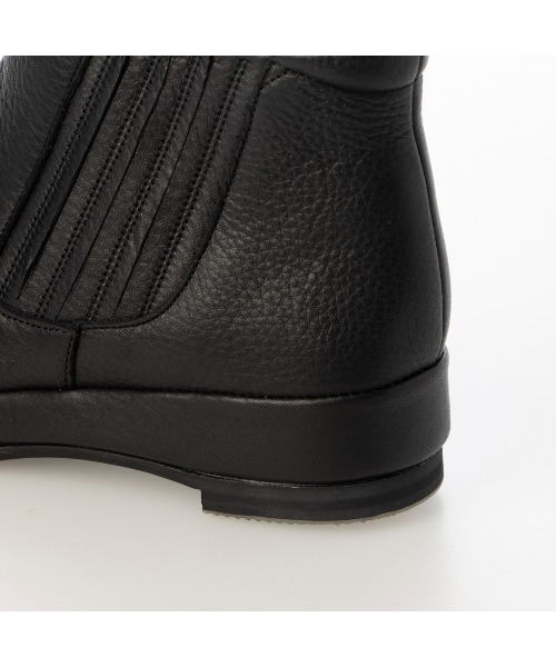D'ICI（ディッシィ）の「サイドゴアシンプルショートブーツ（ブーツ・レディース・その他10/グリーン系その他5/ブラック/ワンウォッシュ・22cm/22.5cm/23cm/23.5cm/24cm/24.5cm/25cm）」の15枚目の写真