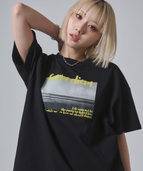 ENVYM(アンビー)の「フォトプリントビックシルエットTシャツ(Tシャツ/カットソー・レディース・ブラック/ホワイト・FREE)」の19枚目の写真