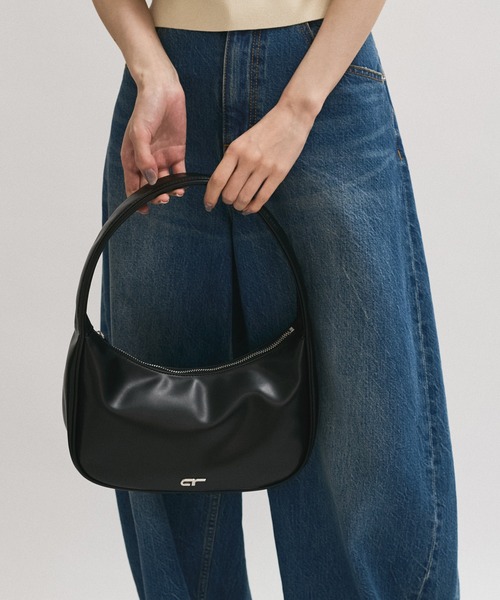 ワンハンドルラウンドロゴバッグ