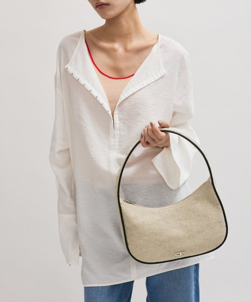 ADAM ET ROPE'（アダムエロペ）の「ワンハンドルラウンドロゴバッグ（ハンドバッグ・レディース・ブラック/ホワイト系その他5・FREE）」の3枚目の写真