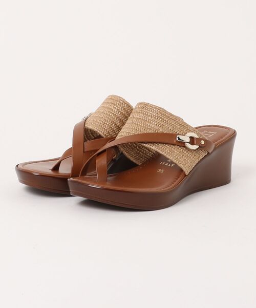 ITALIAN SHOEMAKERS(イタリアンシューメーカー)の「【ITALIAN SHOEMAKERS】クロスストラップトングミュールサンダル(952346)(サンダル・レディース・ベージュ/ブラック・38/35/36/37)」の9枚目の写真