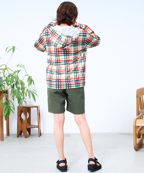 Arnold Palmer（アーノルドパーマー）の「タウン&レジャー UVパーカー（パーカー・レディース・ブラック/ベージュ・L/M/S/LL/XS）」の13枚目の写真