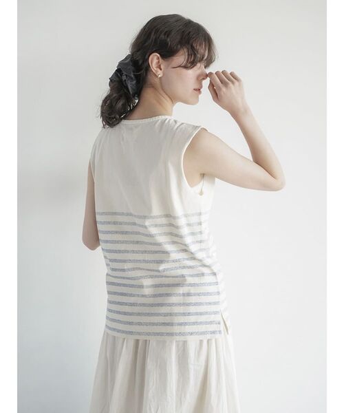 FIKA.(フィーカ)の「Button detail border T-shirt(Tシャツ/カットソー・レディース・ブルー/ブラック・FREE)」の10枚目の写真