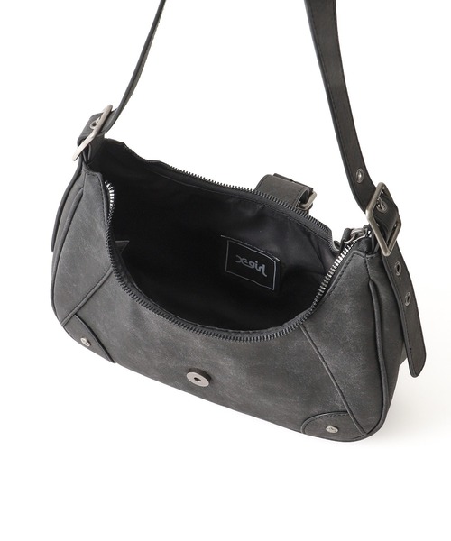 X-girl（エックスガール）の「DISTRESSED FAUX LEATHER BELT HAND BAG（ハンドバッグ・レディース・ブラック/ブラウン・ONE SIZE）」の7枚目の写真