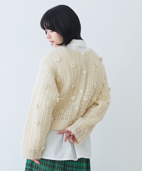 bulle de savon（ビュルデサボン）の「ネパールハンドニット おはなカーディガン（カーディガン/ボレロ・レディース・ホワイト・FREE）」の5枚目の写真