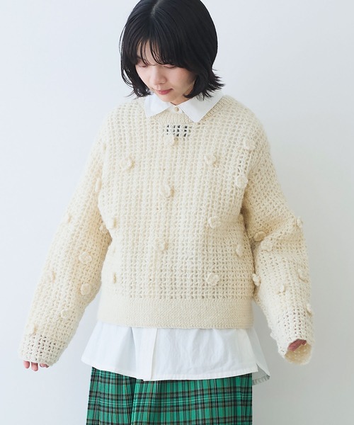 bulle de savon（ビュルデサボン）の「ネパールハンドニット おはなカーディガン（カーディガン/ボレロ・レディース・ホワイト・FREE）」の2枚目の写真