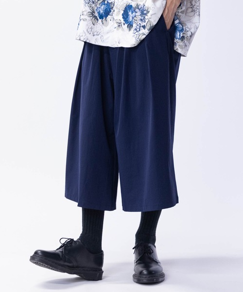 JOHN'S CLOSET(ジョンズクローゼット)の「【13】ストレッチナイロン 2タック ワイドクロップドパンツ(その他パンツ・メンズ・ブラウン/ネイビー/ブラック・MEDIUM/LARGE)」の20枚目の写真