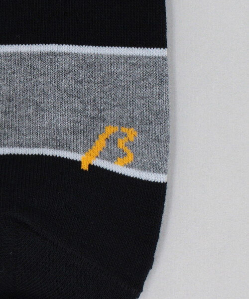 β MEN（ベータメン）の「アシンメトリーボーダー クルーソックス（ソックス/靴下・メンズ・ライトグレー/レッド/ブラック/ネイビー/グリーン・27.0cm）」の10枚目の写真
