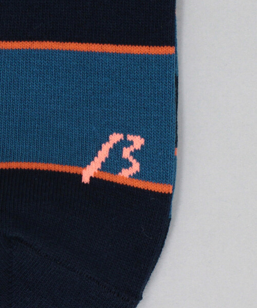 β MEN（ベータメン）の「アシンメトリーボーダー クルーソックス（ソックス/靴下・メンズ・ライトグレー/レッド/ブラック/ネイビー/グリーン・27.0cm）」の11枚目の写真