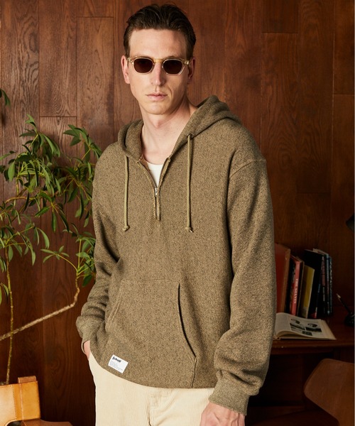 Schott（ショット）の「Schott/ショット/SALT AND PEPPER HALF ZIP HOODED SWEAT/ソルトアンドペッパー ハーフジップ パーカー（パーカー・メンズ・ベージュ/チャコールグレー・M/L/XL/2XL）」の2枚目の写真