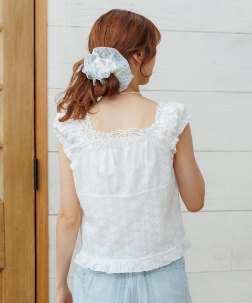 flower（フラワー）の「カットワークシューパフトップ（シャツ/ブラウス・レディース・ホワイト/ブラック・FREE）」の4枚目の写真