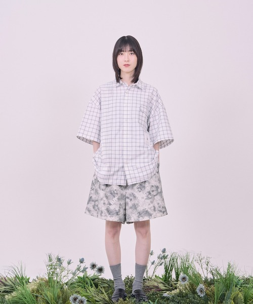 Nora Lily（ノラリリー）の「【Nora Lily】Echo Grid S/S Overshirt（シャツ/ブラウス・メンズ・ホワイト系/スカイブルー系・FREE）」の4枚目の写真