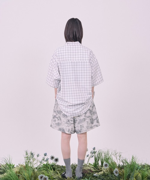 Nora Lily（ノラリリー）の「【Nora Lily】Echo Grid S/S Overshirt（シャツ/ブラウス・メンズ・ホワイト系/スカイブルー系・FREE）」の6枚目の写真