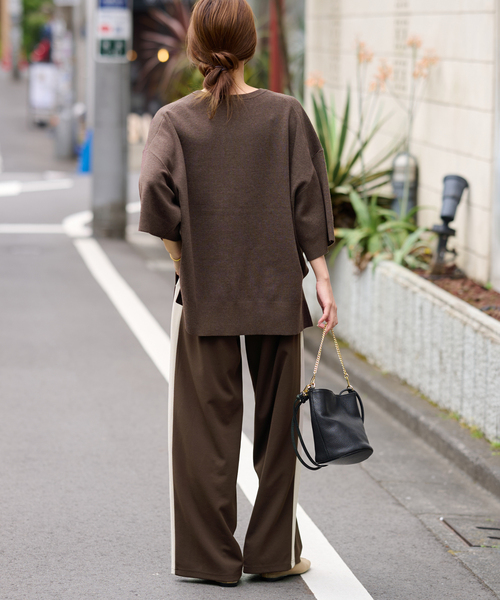 JOURNAL STANDARD relume(ジャーナルスタンダード レリューム)の「カットジャージーラインパンツ(その他パンツ・レディース・ブラウン/チャコールグレー・FREE)」の14枚目の写真