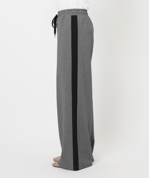 JOURNAL STANDARD relume(ジャーナルスタンダード レリューム)の「カットジャージーラインパンツ(その他パンツ・レディース・ブラウン/チャコールグレー・FREE)」の21枚目の写真