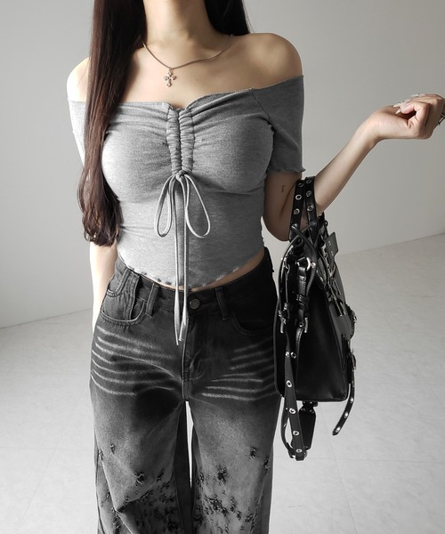 me+em select(ミームセレクト)の「※※【 3color 】シャーリングリボンオフショルメローTシャツ / shirring ribbon off-shoulder mellow T-shirt(Tシャツ/カットソー・レディース・グレー/ブラック/ホワイト・FREE)」の12枚目の写真