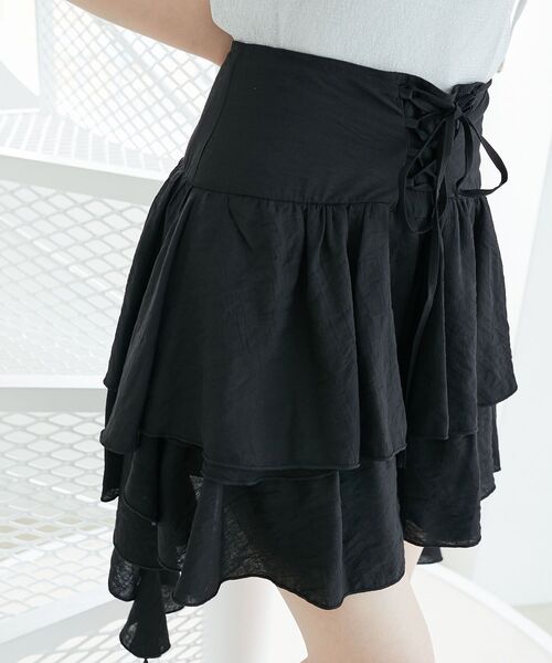 MAJESTIC LEGON(マジェスティックレゴン)の「サイドラッフルティアードミニスカパン(スカート・レディース・オフホワイト/ブラウン系その他2/ブラック・MEDIUM)」の12枚目の写真