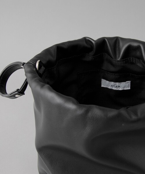 coen(コーエン)の「【新色追加】レザーライク巾着ショルダーバッグ(ショルダーバッグ・レディース・シルバー/ブラック/ブラウン/ベージュ/ダークブラウン/レッド・FREE)」の17枚目の写真