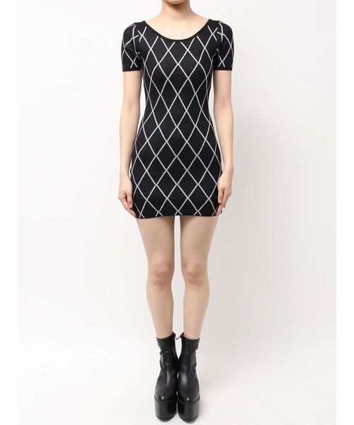 GYDA(ジェイダ)の「bijou quilting ニットワンピース(ワンピース・レディース・オフホワイト/ブラック・FREE)」の10枚目の写真