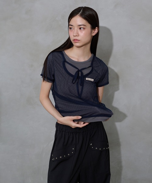 FCMM(エフシーエムエム)の「【日本限定】DOCKING TEE / ドッキングTEE(Tシャツ/カットソー・レディース・アイボリー/ブラック/グレー/チャコールグレー・SMALL/MEDIUM)」の4枚目の写真