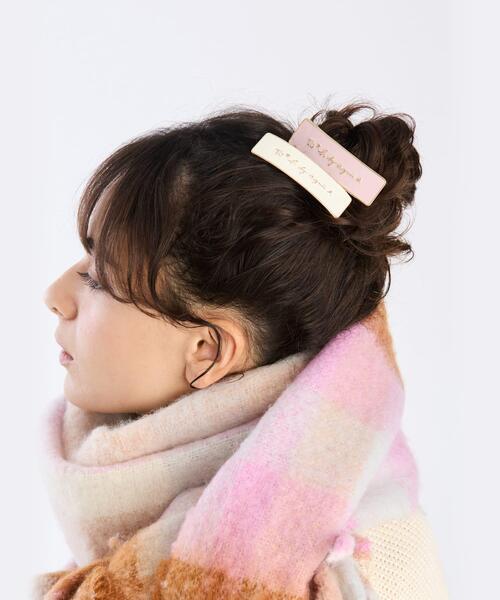 To b. by agnes b.（トゥービーバイアニエスベー）の「カラー エポキシ ヘアバレッタ（その他ヘアアクセサリー・レディース・ピンク・FREE）」の6枚目の写真