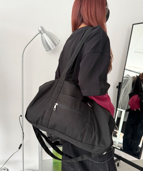 WEGO(ウィゴー)の「WEGO/2wayBIGボストンショルダー(ショルダーバッグ・レディース・ブラック系その他/その他4/ブラック系2/ナチュラル/ブラック/スカイブルー/その他2/その他1/その他3・FREE)」の3枚目の写真