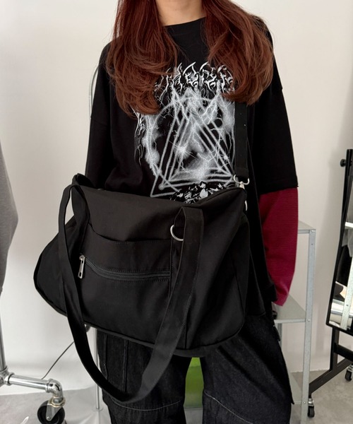 WEGO(ウィゴー)の「WEGO/2wayBIGボストンショルダー(ショルダーバッグ・レディース・ブラック系その他/その他4/ブラック系2/ナチュラル/ブラック/スカイブルー/その他2/その他1/その他3・FREE)」の15枚目の写真