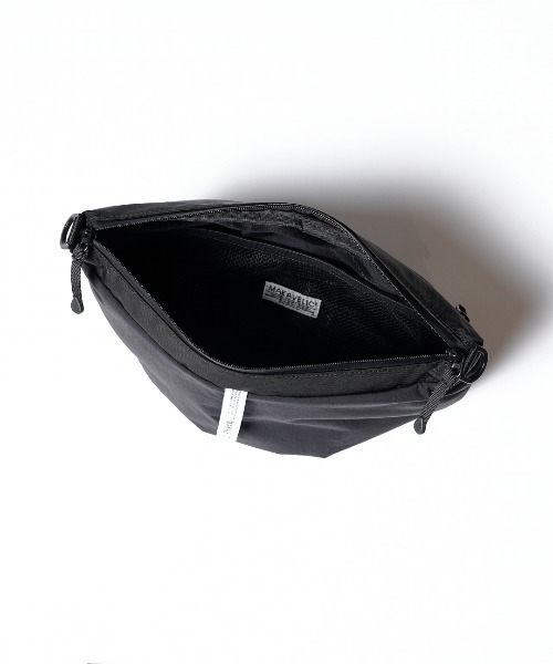 MAKAVELIC（マキャベリック）の「Soleil 2way Shoulder Bag（バックパック/リュック・メンズ・ダークネイビー/カーキ・ONESIZE）」の7枚目の写真