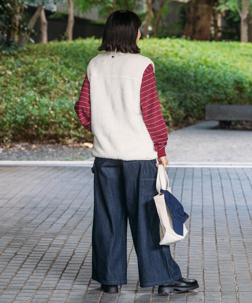 FREAK'S STORE(フリークスストア)の「Champion × FREAK'S STORE/チャンピオン 別注 シェルパフリースベスト(ベスト・レディース・ネイビー/ホワイト/ブラック・フリ-)」の15枚目の写真