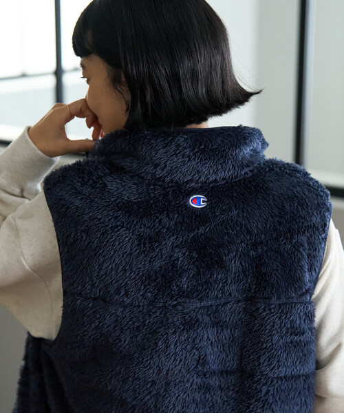 FREAK'S STORE(フリークスストア)の「Champion × FREAK'S STORE/チャンピオン 別注 シェルパフリースベスト(ベスト・レディース・ネイビー/ホワイト/ブラック・フリ-)」の5枚目の写真