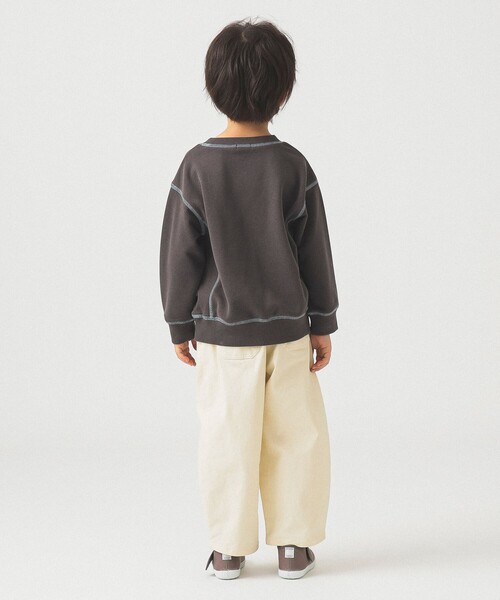 B:MING by BEAMS(ビーミングバイビームス)の「配色ステッチ ロゴ スウェット2025FW(100~140cm)(スウェット・キッズ・サックスブルー/チャコールグレー・120/110/140/100/130)」の16枚目の写真