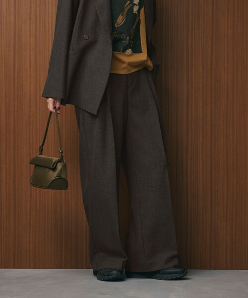 BEAUTY&YOUTH UNITED ARROWS（ビューティーアンドユースユナイテッドアローズ）の「【WEB限定 Wardrobe DAILY MINIMAL】ウールライクメランジ ワイドパンツ ウォッシャブル（スラックス・レディース・ブラック/ベージュ/ダークグレー・L/M/S/XS）」の21枚目の写真