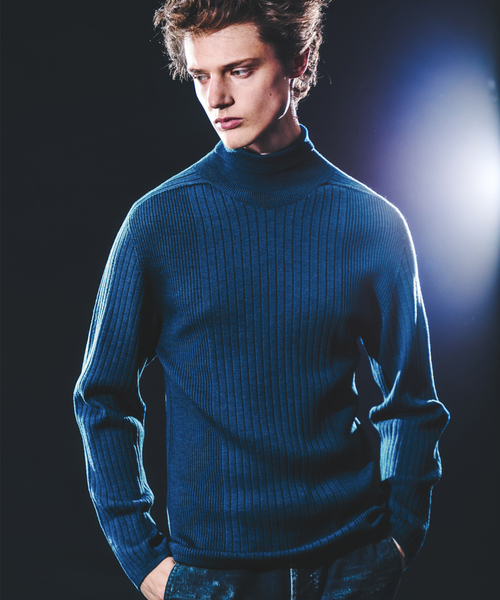 5351 POUR LES HOMMES（ゴーサンゴーイチプールオム）の「【25AW】ホールガーメント タートルネックニット（ニット/セーター・メンズ・ブルー/ブラック/ホワイト・50/48/46/44）」の3枚目の写真