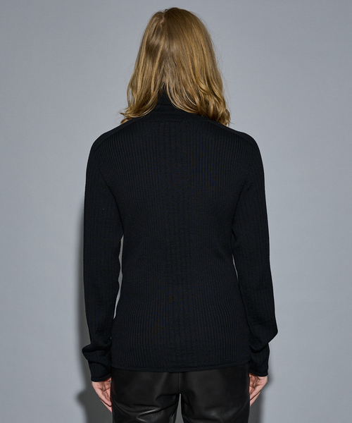 5351 POUR LES HOMMES（ゴーサンゴーイチプールオム）の「【25AW】ホールガーメント タートルネックニット（ニット/セーター・メンズ・ブルー/ブラック/ホワイト・50/48/46/44）」の5枚目の写真