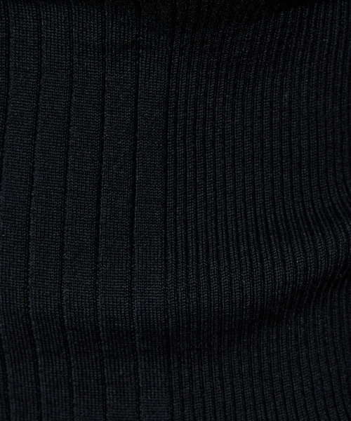 5351 POUR LES HOMMES（ゴーサンゴーイチプールオム）の「【25AW】ホールガーメント タートルネックニット（ニット/セーター・メンズ・ブルー/ブラック/ホワイト・50/48/46/44）」の10枚目の写真