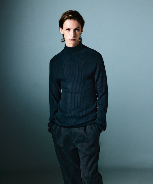 5351 POUR LES HOMMES（ゴーサンゴーイチプールオム）の「【25AW】ホールガーメント タートルネックニット（ニット/セーター・メンズ・ブルー/ブラック/ホワイト・50/48/46/44）」の11枚目の写真