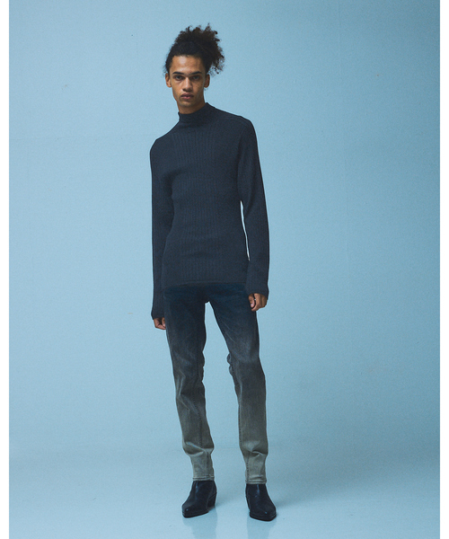 5351 POUR LES HOMMES（ゴーサンゴーイチプールオム）の「【25AW】ホールガーメント タートルネックニット（ニット/セーター・メンズ・ブルー/ブラック/ホワイト・50/48/46/44）」の14枚目の写真