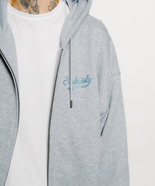 Subciety（サブサエティ）の「Rhinestone zip hoodie（パーカー・メンズ・ブラック/チャコールグレー/グレー・X-LARGE/LARGE/MEDIUM/SMALL）」の3枚目の写真