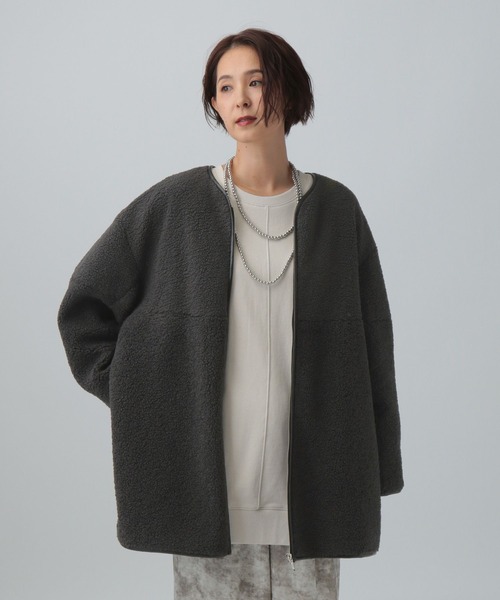 LEPSIM（レプシィム）の「切り替えライトボアコート　582390（その他アウター・レディース・モカ/ベージュ/アイボリー/チャコールグレー・FREE）」の3枚目の写真