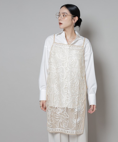 sara mallika(サラ マリカ)の「Sara mallika/TULLETAPEEMBRIODERY CAMI DRESS(ワンピース・レディース・ベージュ系その他/ブラック・FREE)」の2枚目の写真