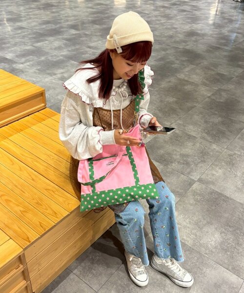 HELLO.SANFRANCISCO（ハローサンフランシスコ）の「(momo企画)【HELLO.SANFRANCISCO】スマホショルダー付き推し活トートBAG（ショルダーバッグ・レディース・ピンク/イエロー/ネイビー・ONE SIZE）」の13枚目の写真