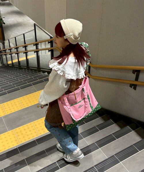 HELLO.SANFRANCISCO（ハローサンフランシスコ）の「(momo企画)【HELLO.SANFRANCISCO】スマホショルダー付き推し活トートBAG（ショルダーバッグ・レディース・ピンク/イエロー/ネイビー・ONE SIZE）」の14枚目の写真