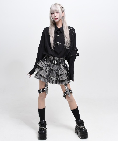 REFLEM（レフレム）の「『REFLEM/レフレム』ガーターベルト付きフリルスカート（スカート・レディース・ブラック/グレー・FREE）」の3枚目の写真