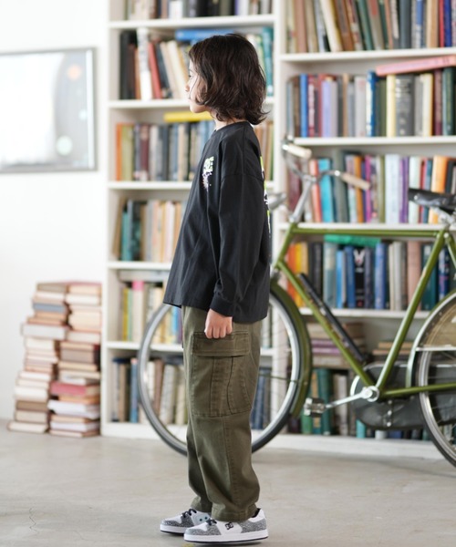 DC(ディーシー)の「DC/ディーシー 25 KD CLASH DECK LS キッズ ロンT YLT254519(Tシャツ/カットソー・キッズ・ライトグレー/スミクロ/ブラック・130cm/140cm/150cm/160cm/100cm/110cm/120cm)」の5枚目の写真