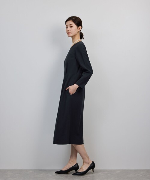 ROPE'（ロペ）の「トリアセダブルクロス ウエストコンシャスワンピース/イージーケア・セットアップ対応・25AW（ワンピース・レディース・ネイビー・38/36/40）」の5枚目の写真