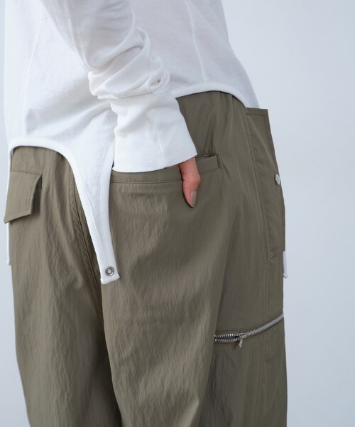 CODE A(コードエー)の「Airy volume cargo(その他パンツ・レディース・グレー/カーキ・38/36)」の20枚目の写真