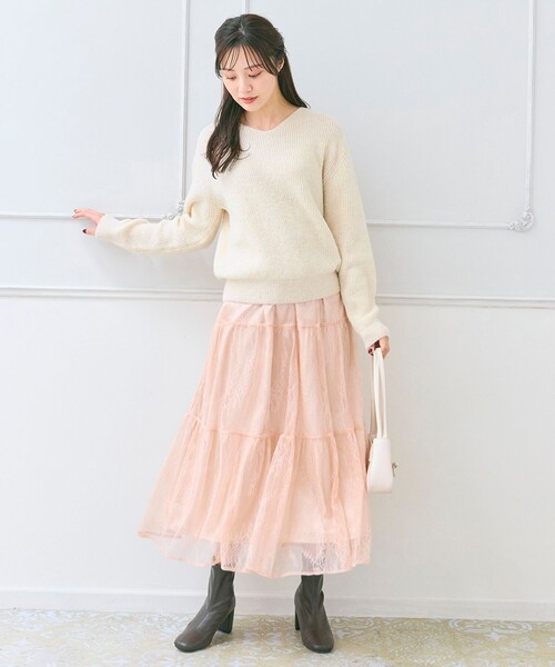 Feroux(フェルゥ)の「ニット×ティアードレース スカート(セットアップ・レディース・グレー系/アイボリー系・MEDIUM/SMALL)」の1枚目の写真