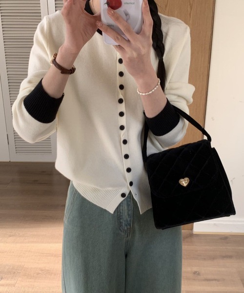 by LEGNA(バイレグナ)の「バイカラークルーネックカーディガン(カーディガン/ボレロ・レディース・ブルー/グレー/ホワイト/ピンク・FREE)」の10枚目の写真