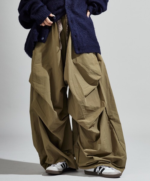 Chick（チック）の「Check Scarf-Attached Nylon Super Wide Pants / チェックスカーフ付き ナイロンスーパーワイドパンツ（その他パンツ・レディース・ブラック/グリーン・S/M）」の10枚目の写真