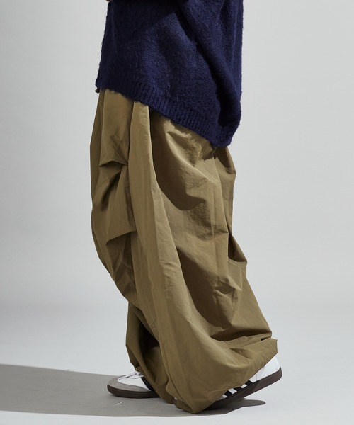 Chick（チック）の「Check Scarf-Attached Nylon Super Wide Pants / チェックスカーフ付き ナイロンスーパーワイドパンツ（その他パンツ・レディース・ブラック/グリーン・S/M）」の11枚目の写真